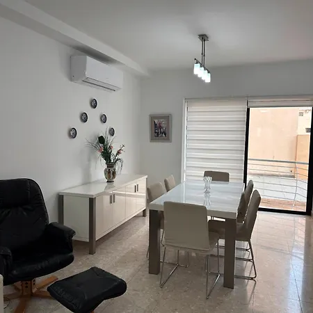 Qui-si-sana Seafront Apartament Sliema