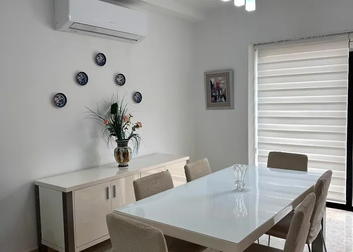 Qui-si-sana Seafront Sliema