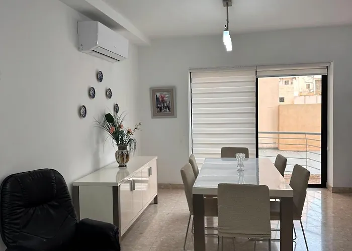 Qui-si-sana Seafront *